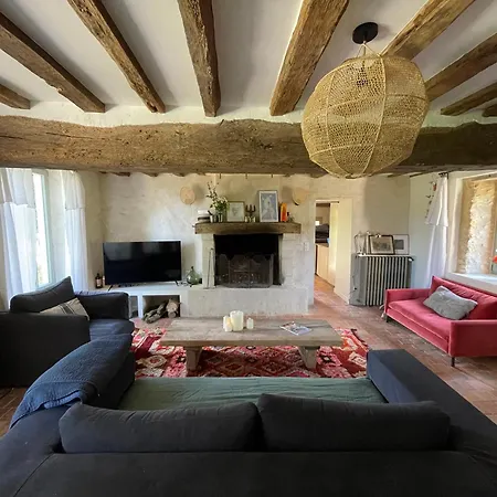 Les Maisons Sur La Colline