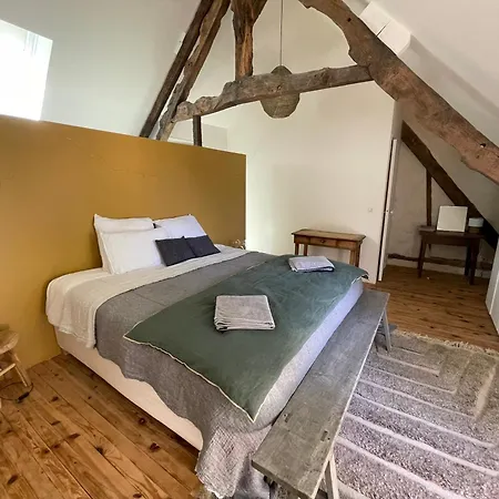 Les Maisons Sur La Colline * Colonard-Corubert